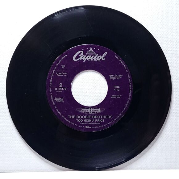 Doobie Brothers 45 The Doctor / Too High A Price on Capitol VG Rock - Picture 4 of 4